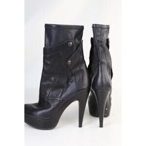 Vera Wang Lavender Label Black Leather Platform Ankle Boots Booties Size 8 M